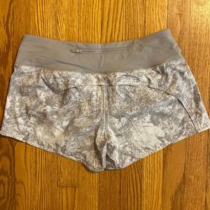 Lululemon Speed Up Low Rise Short